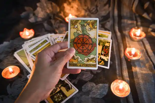 tarot cards Roslyn Heights